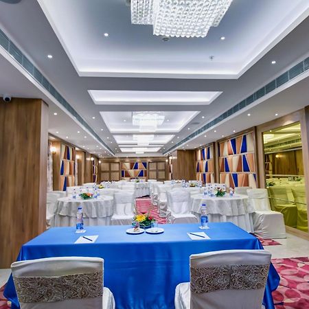 Cozzet Victoria Hotel Бхубанешвара Экстерьер фото