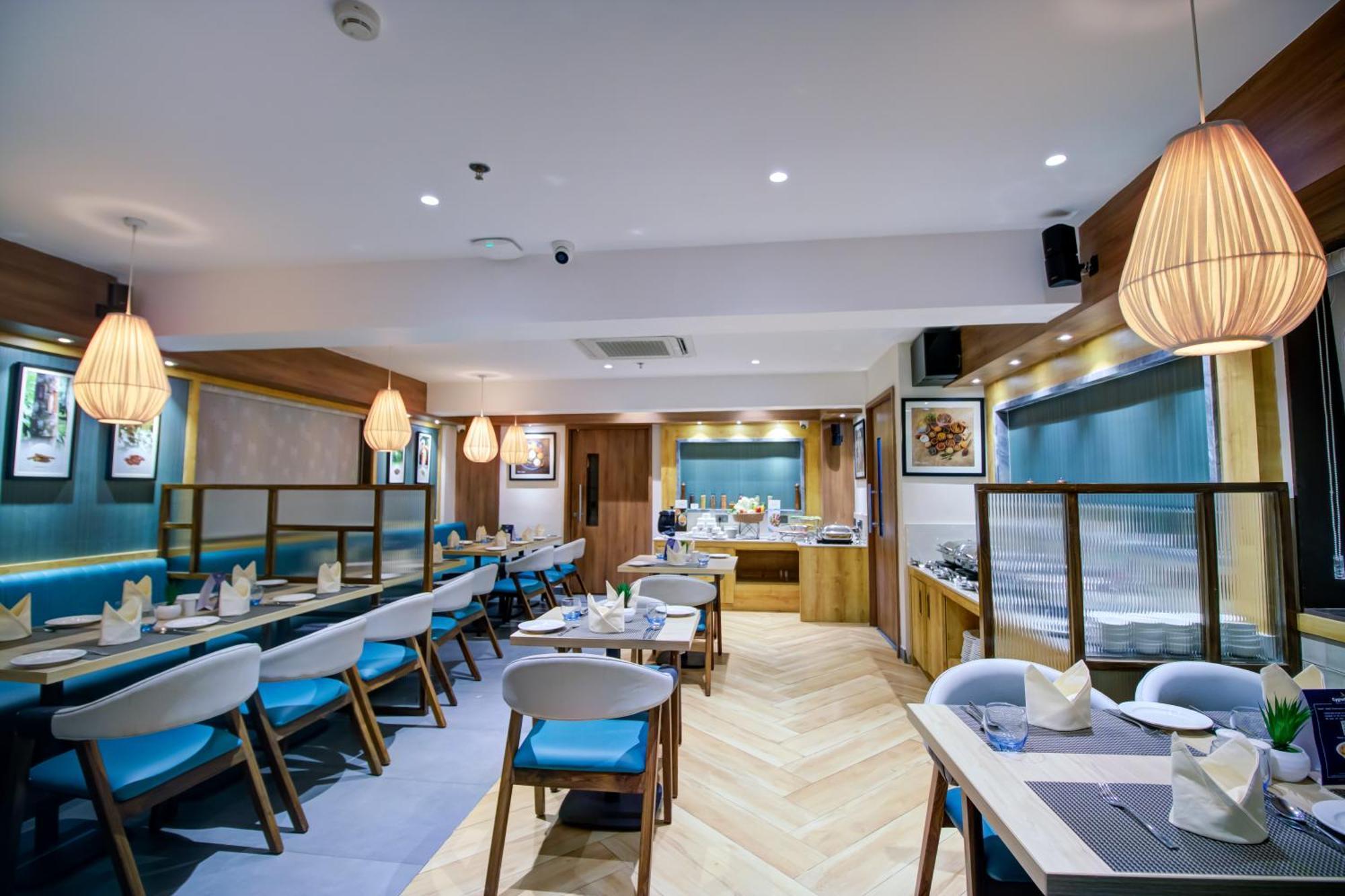 Cozzet Victoria Hotel Бхубанешвара Экстерьер фото